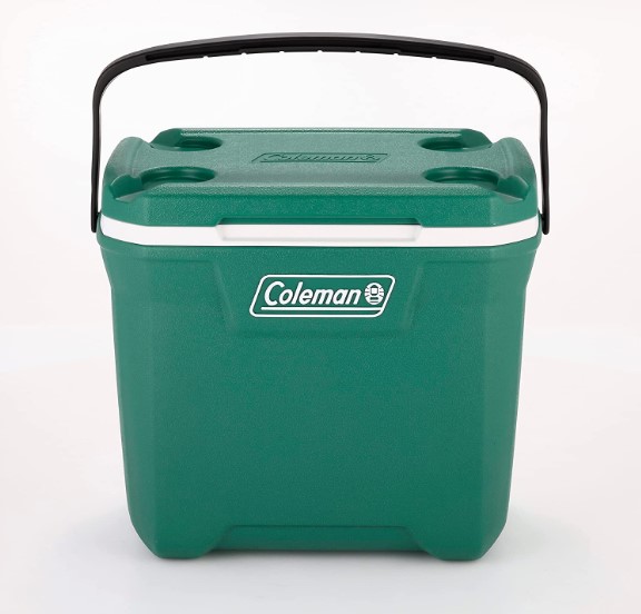 コールマン エクストリームクーラー28QT エバーグリーン 正面デザイン コンパクトで家族キャンプにぴったりのクーラーボックス
